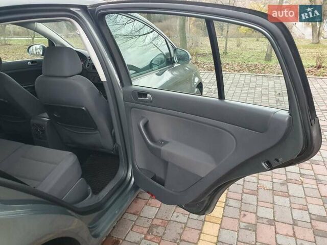 Зеленый Фольксваген Гольф Плюс, объемом двигателя 1.6 л и пробегом 124 тыс. км за 6999 $, фото 17 на Automoto.ua