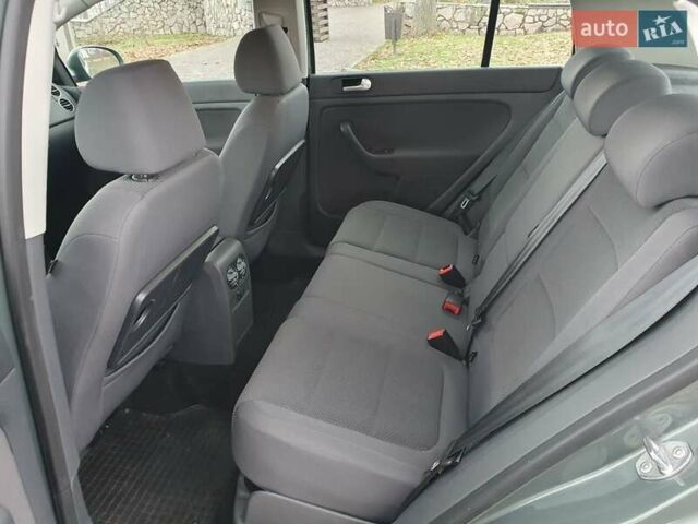 Зеленый Фольксваген Гольф Плюс, объемом двигателя 1.6 л и пробегом 124 тыс. км за 6999 $, фото 14 на Automoto.ua