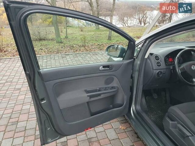 Зеленый Фольксваген Гольф Плюс, объемом двигателя 1.6 л и пробегом 124 тыс. км за 6999 $, фото 13 на Automoto.ua