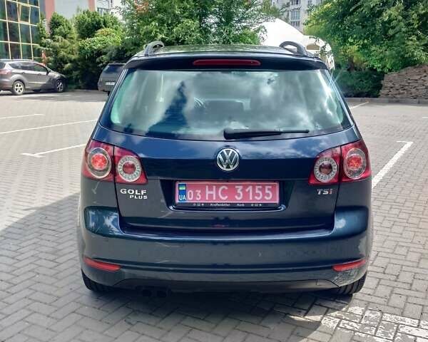 Зеленый Фольксваген Гольф Плюс, объемом двигателя 1.4 л и пробегом 215 тыс. км за 7800 $, фото 4 на Automoto.ua