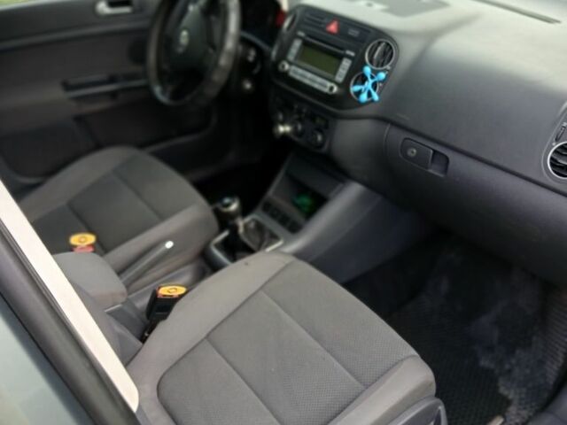 Зеленый Фольксваген Гольф Плюс, объемом двигателя 1.9 л и пробегом 312 тыс. км за 6000 $, фото 3 на Automoto.ua