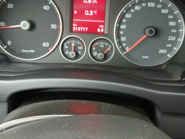 Зеленый Фольксваген Гольф Плюс, объемом двигателя 1.9 л и пробегом 312 тыс. км за 6000 $, фото 4 на Automoto.ua