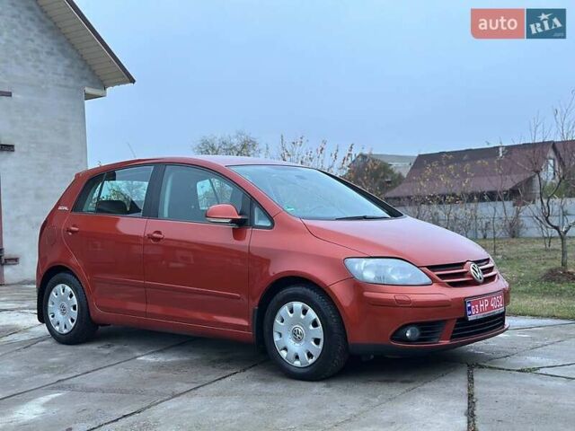 Оранжевый Фольксваген Гольф Плюс, объемом двигателя 1.4 л и пробегом 149 тыс. км за 6000 $, фото 8 на Automoto.ua