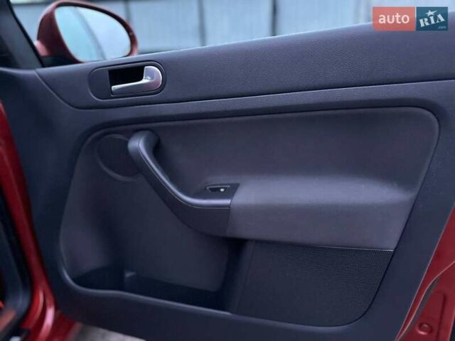 Оранжевый Фольксваген Гольф Плюс, объемом двигателя 1.4 л и пробегом 149 тыс. км за 6000 $, фото 35 на Automoto.ua