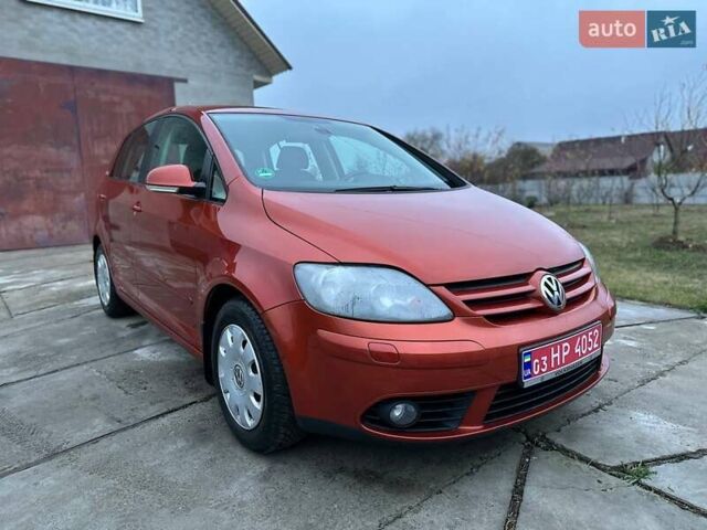 Оранжевый Фольксваген Гольф Плюс, объемом двигателя 1.4 л и пробегом 149 тыс. км за 6000 $, фото 12 на Automoto.ua
