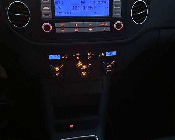 Оранжевый Фольксваген Гольф Плюс, объемом двигателя 1.4 л и пробегом 149 тыс. км за 6000 $, фото 31 на Automoto.ua