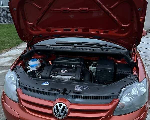 Оранжевый Фольксваген Гольф Плюс, объемом двигателя 1.4 л и пробегом 149 тыс. км за 6000 $, фото 25 на Automoto.ua