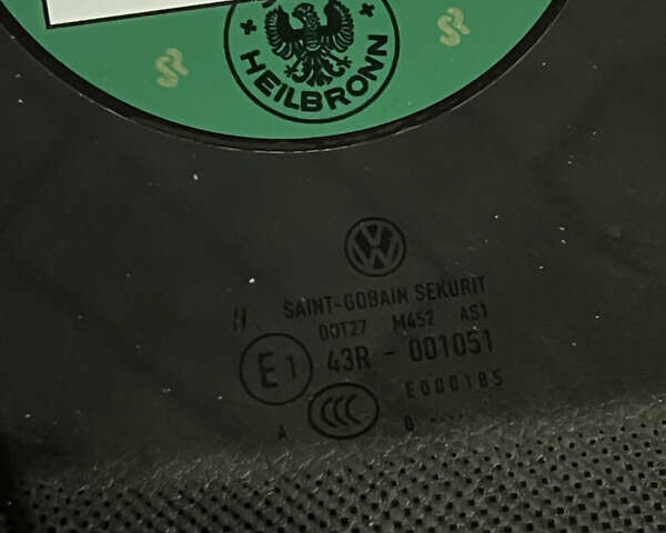 Белый Фольксваген Гольф Р, объемом двигателя 1.98 л и пробегом 190 тыс. км за 11000 $, фото 22 на Automoto.ua