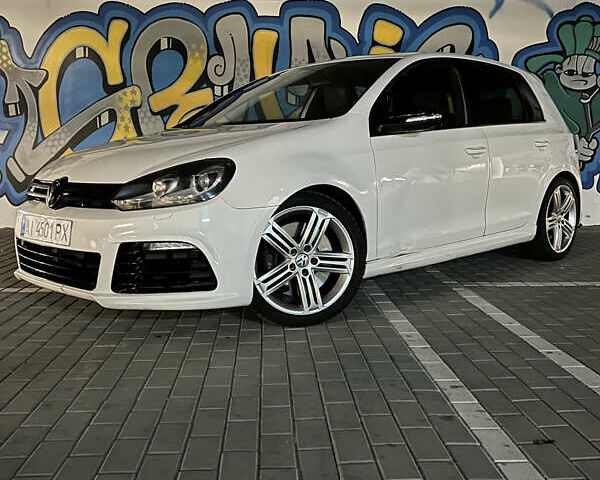 Белый Фольксваген Гольф Р, объемом двигателя 1.98 л и пробегом 190 тыс. км за 11000 $, фото 3 на Automoto.ua