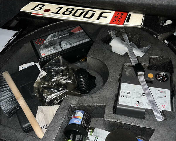 Белый Фольксваген Гольф Р, объемом двигателя 1.98 л и пробегом 190 тыс. км за 11000 $, фото 25 на Automoto.ua