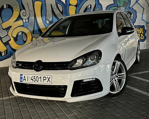 Белый Фольксваген Гольф Р, объемом двигателя 1.98 л и пробегом 190 тыс. км за 11000 $, фото 2 на Automoto.ua