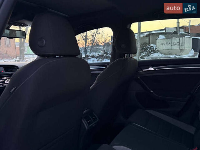 Білий Фольксваген Гольф Р, об'ємом двигуна 1.98 л та пробігом 150 тис. км за 17500 $, фото 18 на Automoto.ua