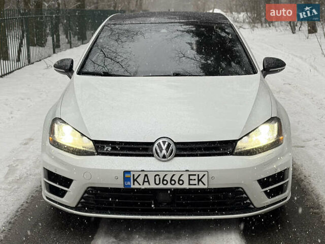 Белый Фольксваген Гольф Р, объемом двигателя 1.98 л и пробегом 136 тыс. км за 21500 $, фото 1 на Automoto.ua