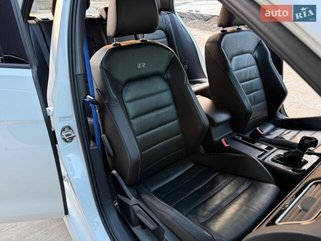 Білий Фольксваген Гольф Р, об'ємом двигуна 2 л та пробігом 138 тис. км за 17499 $, фото 48 на Automoto.ua