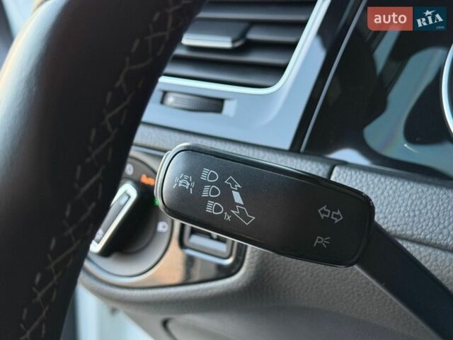 Білий Фольксваген Гольф Р, об'ємом двигуна 2 л та пробігом 138 тис. км за 17499 $, фото 67 на Automoto.ua