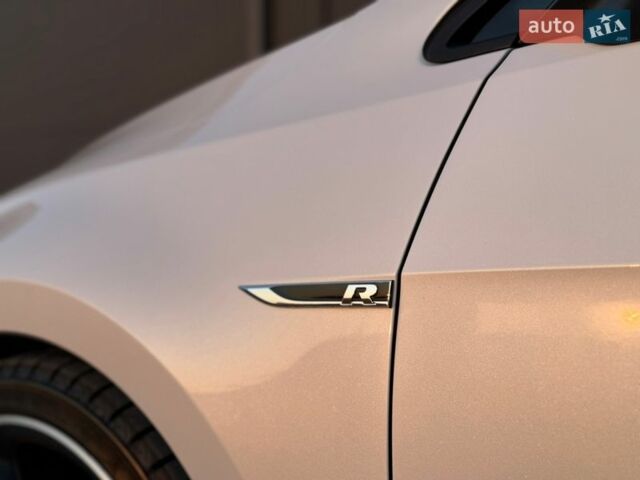 Білий Фольксваген Гольф Р, об'ємом двигуна 2 л та пробігом 138 тис. км за 17499 $, фото 29 на Automoto.ua