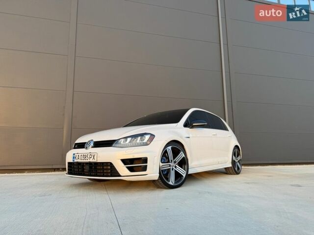 Білий Фольксваген Гольф Р, об'ємом двигуна 2 л та пробігом 138 тис. км за 17499 $, фото 2 на Automoto.ua