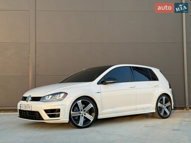Білий Фольксваген Гольф Р, об'ємом двигуна 2 л та пробігом 138 тис. км за 17499 $, фото 12 на Automoto.ua