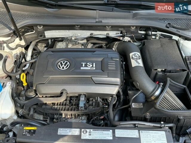 Белый Фольксваген Гольф Р, объемом двигателя 1.98 л и пробегом 137 тыс. км за 19000 $, фото 22 на Automoto.ua