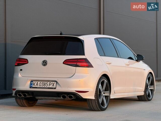 Білий Фольксваген Гольф Р, об'ємом двигуна 2 л та пробігом 138 тис. км за 17499 $, фото 22 на Automoto.ua
