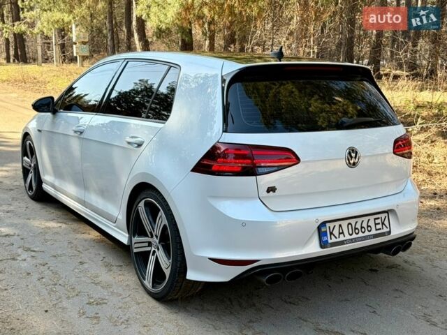 Белый Фольксваген Гольф Р, объемом двигателя 1.98 л и пробегом 137 тыс. км за 19000 $, фото 11 на Automoto.ua