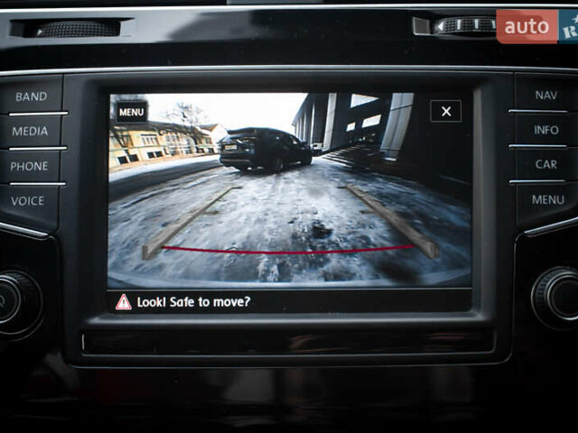 Білий Фольксваген Гольф Р, об'ємом двигуна 1.98 л та пробігом 111 тис. км за 20900 $, фото 16 на Automoto.ua