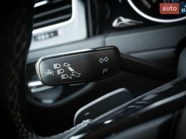 Білий Фольксваген Гольф Р, об'ємом двигуна 1.98 л та пробігом 111 тис. км за 20900 $, фото 23 на Automoto.ua