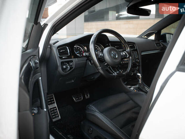 Білий Фольксваген Гольф Р, об'ємом двигуна 1.98 л та пробігом 111 тис. км за 20900 $, фото 8 на Automoto.ua