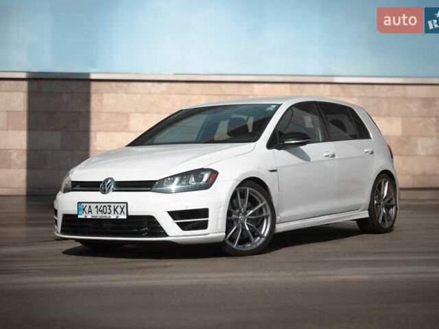 Білий Фольксваген Гольф Р, об'ємом двигуна 1.98 л та пробігом 111 тис. км за 20900 $, фото 5 на Automoto.ua