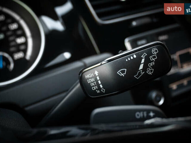 Білий Фольксваген Гольф Р, об'ємом двигуна 1.98 л та пробігом 111 тис. км за 20900 $, фото 22 на Automoto.ua