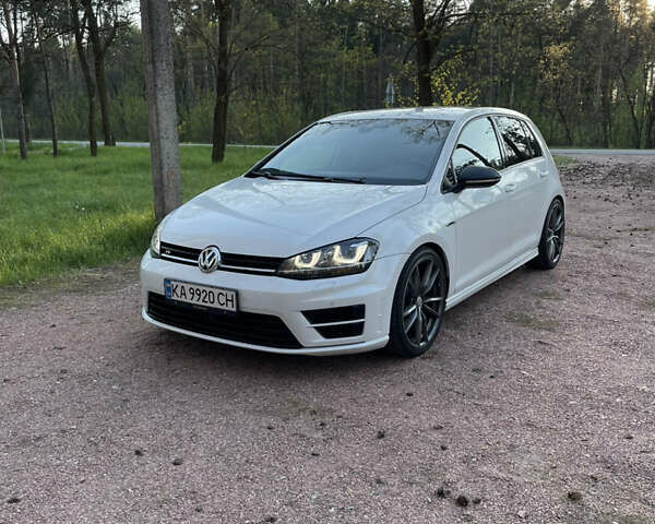 Білий Фольксваген Гольф Р, об'ємом двигуна 1.98 л та пробігом 145 тис. км за 19700 $, фото 3 на Automoto.ua