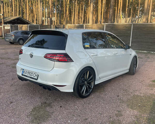 Білий Фольксваген Гольф Р, об'ємом двигуна 1.98 л та пробігом 145 тис. км за 19700 $, фото 7 на Automoto.ua