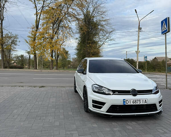 Белый Фольксваген Гольф Р, объемом двигателя 1.97 л и пробегом 154 тыс. км за 22000 $, фото 3 на Automoto.ua