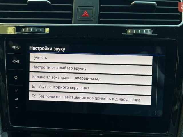 Білий Фольксваген Гольф Р, об'ємом двигуна 2 л та пробігом 71 тис. км за 24500 $, фото 50 на Automoto.ua
