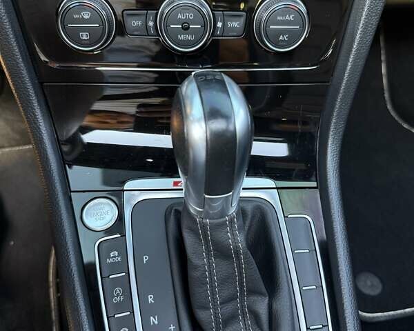 Білий Фольксваген Гольф Р, об'ємом двигуна 1.97 л та пробігом 83 тис. км за 25800 $, фото 35 на Automoto.ua