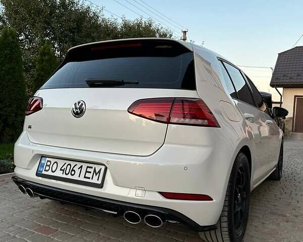 Білий Фольксваген Гольф Р, об'ємом двигуна 1.97 л та пробігом 64 тис. км за 26700 $, фото 16 на Automoto.ua