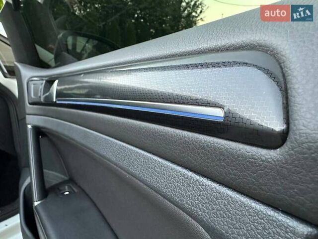 Білий Фольксваген Гольф Р, об'ємом двигуна 1.97 л та пробігом 64 тис. км за 26700 $, фото 29 на Automoto.ua