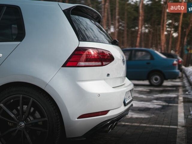 Белый Фольксваген Гольф Р, объемом двигателя 1.97 л и пробегом 57 тыс. км за 25499 $, фото 24 на Automoto.ua