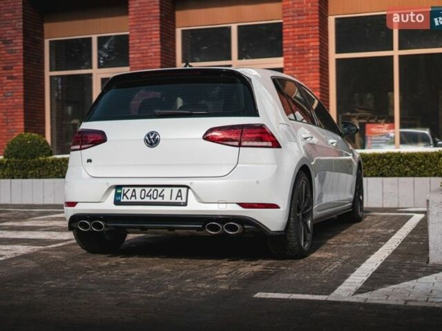 Белый Фольксваген Гольф Р, объемом двигателя 1.97 л и пробегом 57 тыс. км за 25499 $, фото 49 на Automoto.ua