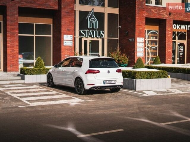 Белый Фольксваген Гольф Р, объемом двигателя 1.97 л и пробегом 57 тыс. км за 25499 $, фото 67 на Automoto.ua