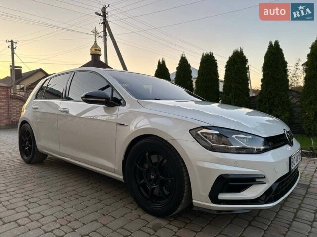 Білий Фольксваген Гольф Р, об'ємом двигуна 1.97 л та пробігом 64 тис. км за 26700 $, фото 10 на Automoto.ua