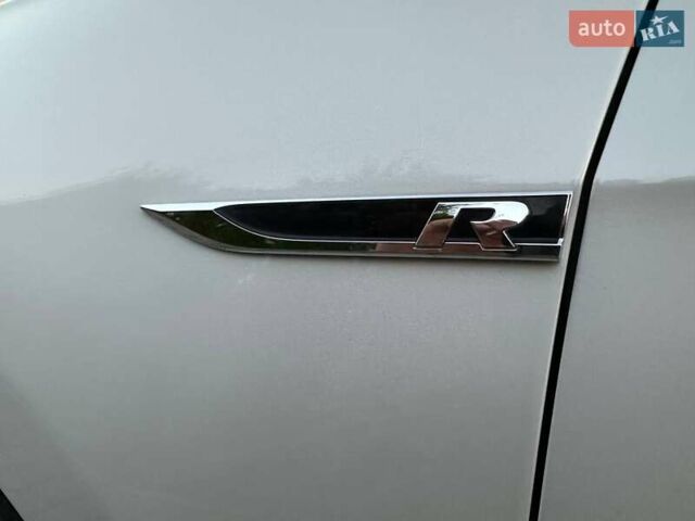 Білий Фольксваген Гольф Р, об'ємом двигуна 1.97 л та пробігом 64 тис. км за 26700 $, фото 45 на Automoto.ua