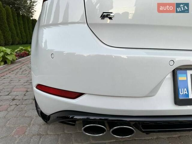 Білий Фольксваген Гольф Р, об'ємом двигуна 1.97 л та пробігом 64 тис. км за 26700 $, фото 46 на Automoto.ua