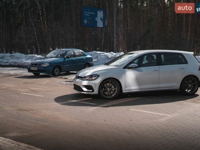 Белый Фольксваген Гольф Р, объемом двигателя 1.97 л и пробегом 57 тыс. км за 25499 $, фото 44 на Automoto.ua