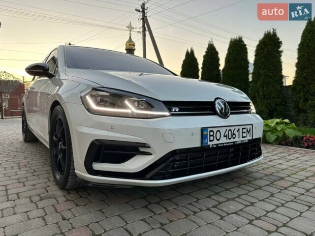 Білий Фольксваген Гольф Р, об'ємом двигуна 1.97 л та пробігом 64 тис. км за 26700 $, фото 5 на Automoto.ua