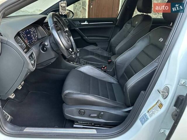 Білий Фольксваген Гольф Р, об'ємом двигуна 1.97 л та пробігом 64 тис. км за 26700 $, фото 21 на Automoto.ua