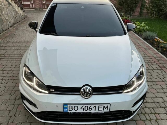 Білий Фольксваген Гольф Р, об'ємом двигуна 1.97 л та пробігом 64 тис. км за 26700 $, фото 2 на Automoto.ua