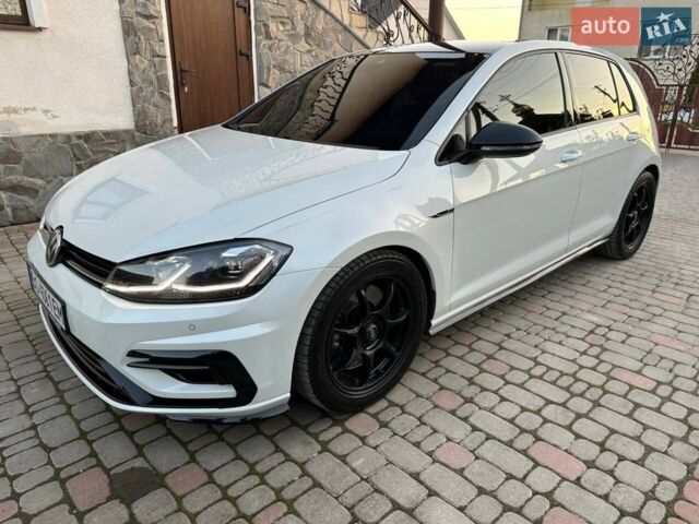 Білий Фольксваген Гольф Р, об'ємом двигуна 1.97 л та пробігом 64 тис. км за 26700 $, фото 6 на Automoto.ua