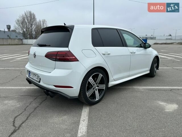 Білий Фольксваген Гольф Р, об'ємом двигуна 2 л та пробігом 70 тис. км за 24000 $, фото 2 на Automoto.ua