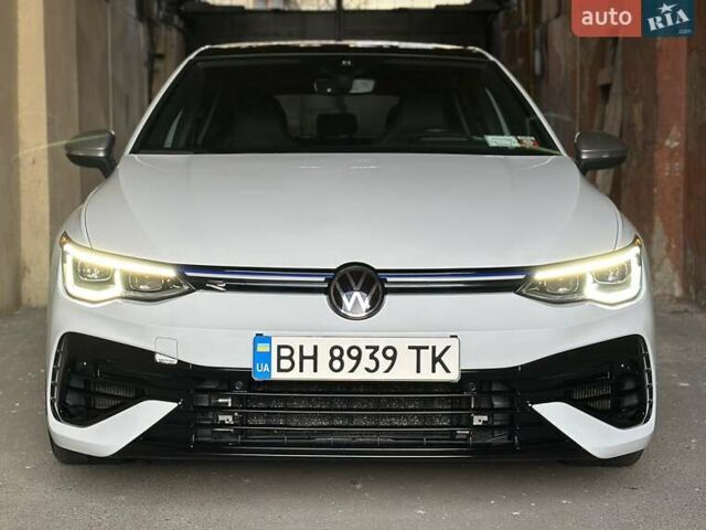 Білий Фольксваген Гольф Р, об'ємом двигуна 2 л та пробігом 41 тис. км за 49900 $, фото 5 на Automoto.ua